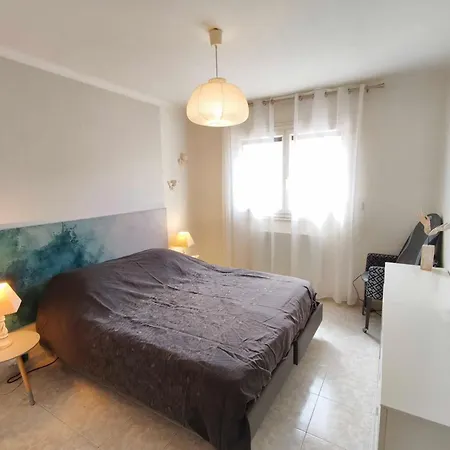 Apartment Of 62 M2 With Sea View *